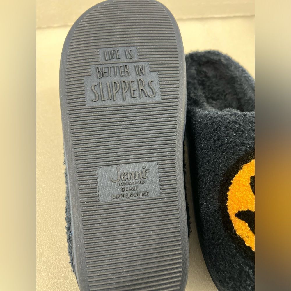 Jenni Women's Boxed Slippers - Picture 5 of 5